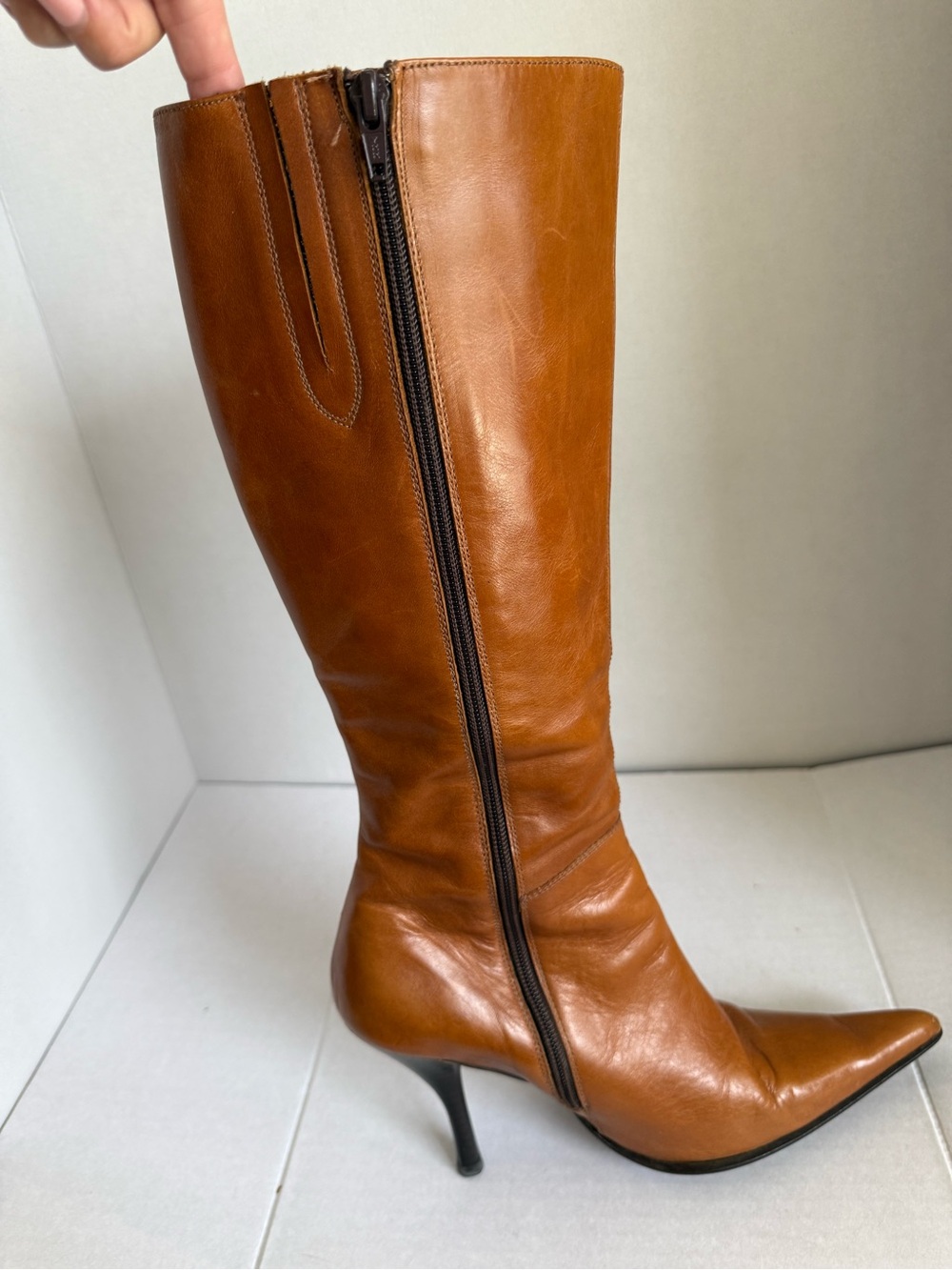 Italian 39 Gorgeous Tall Pointed Leather Boots Classic Cognac Brown-READ - Picture 14 of 14